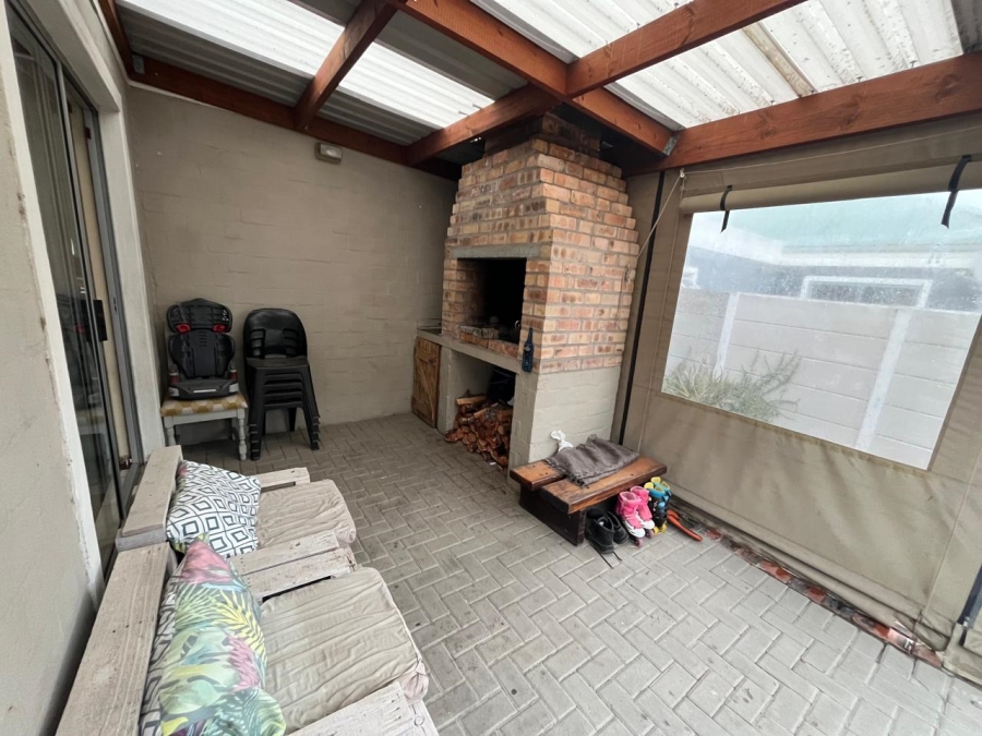 To Let 3 Bedroom Property for Rent in Turtle Creek Western Cape